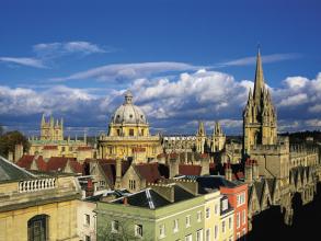 OXFORD SKYLINE WITH VIEW OF RADCLIFFE CAMERA AND THE UNIVERSITY CHURCH